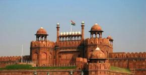 Rdeča utrdba.  utrdba Agra.  Utrdba Agra - rdeča vrata Indije