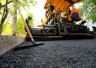 Asphalt road laying process