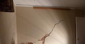 Why does plaster crack when drying?